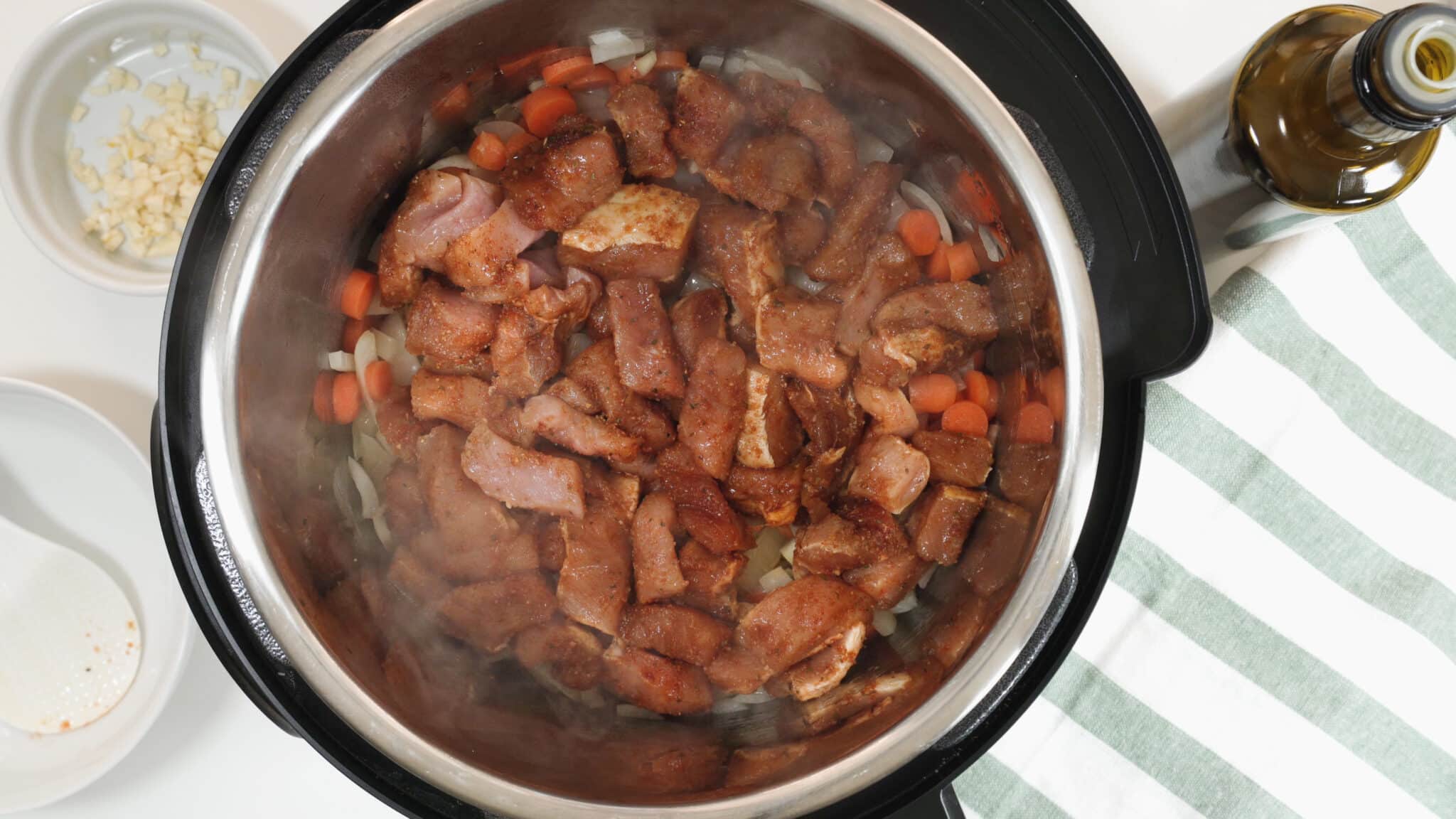 How To Cook Meat Inside A Rice Cooker