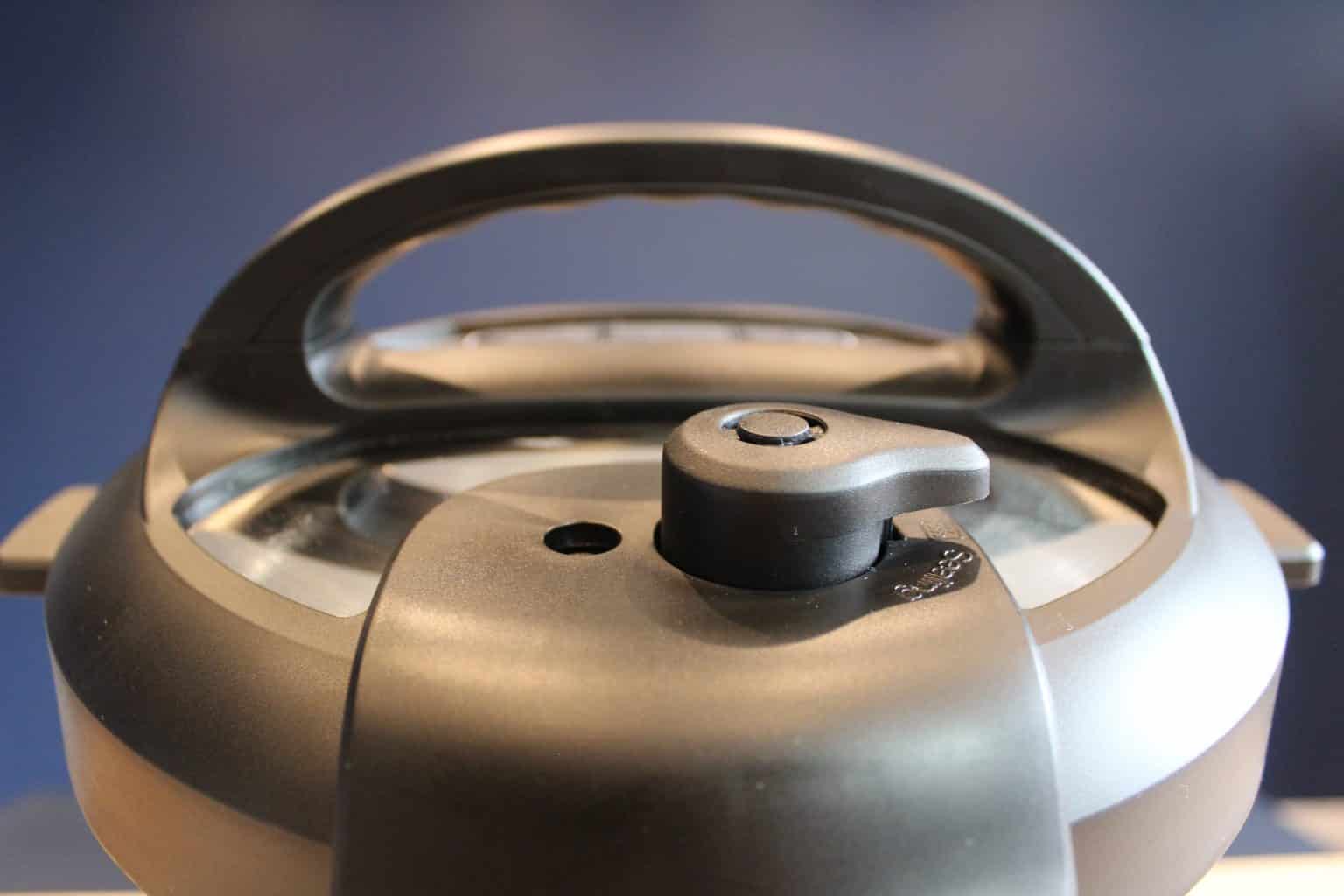 Rice Cooker vs. Pressure Cooker What’s the Difference? My Budget Recipes