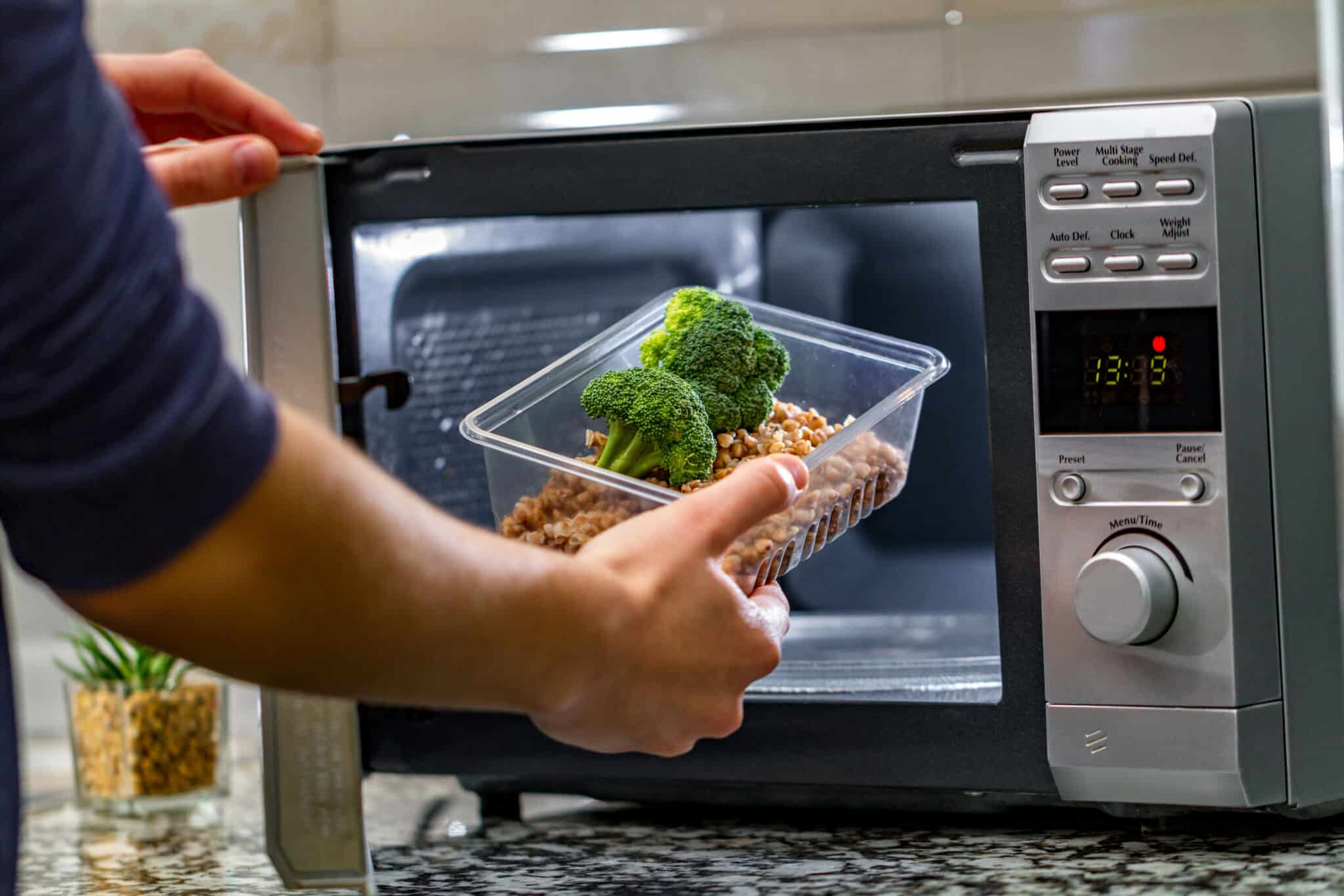 Using the Microwave to heat food
