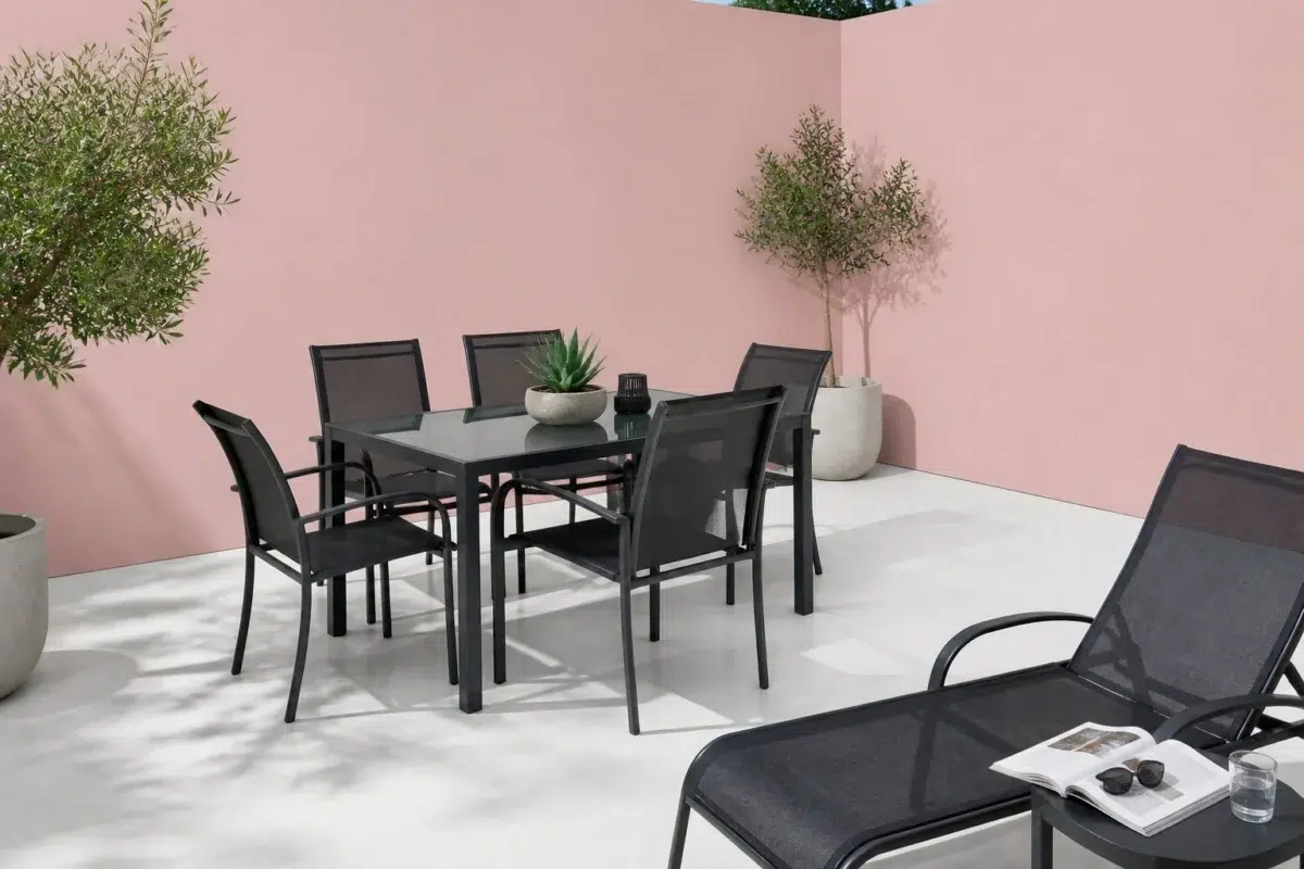 Appleblossom paint color — Patio (Contemporary)